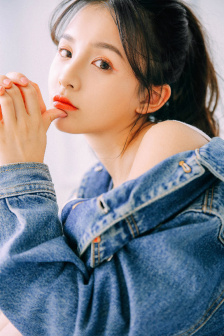 女主播的YIN荡日子NP